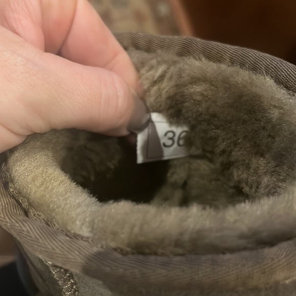 Ugg ultra mini platform soles size 5.5 - Picture 4 of 5